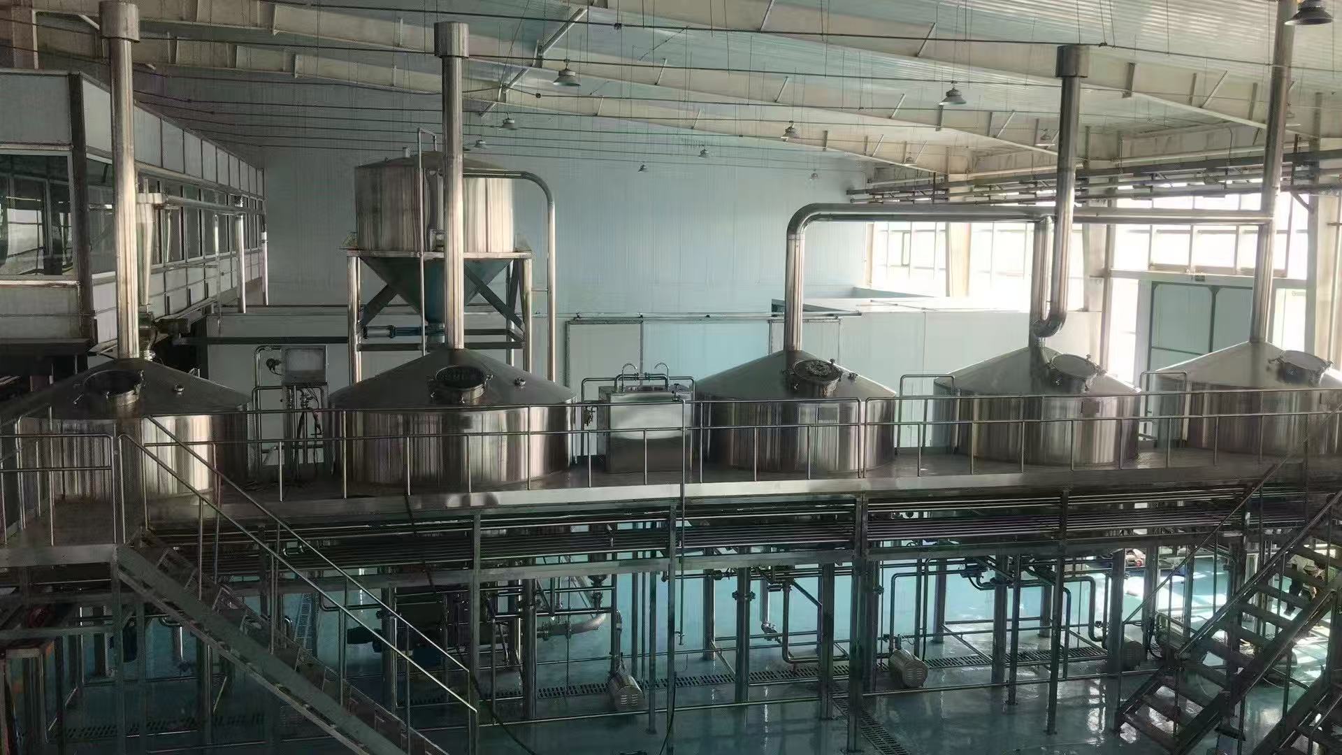 理塘精酿啤酒设备厂—精酿啤酒设备主要生产工艺与核心技术